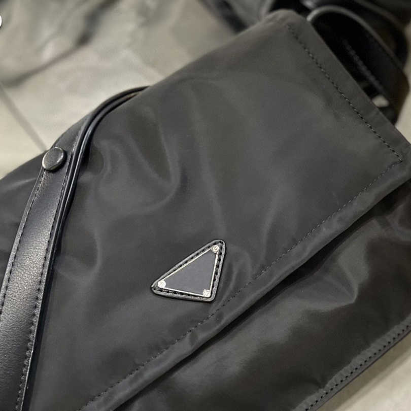 

bags Crossbody 2021 shoulder Shopping handbags High quality Bag 29cm bag decoration Tarpaulin Nylon bag wholesale, Black bag