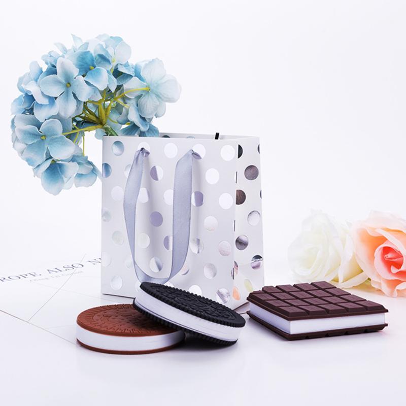 

10Pcs Creative Stamping Dot Paper Bag Valentine's Day Gift Paper Bag Wedding Gift Birthday Shopping with Handle D301