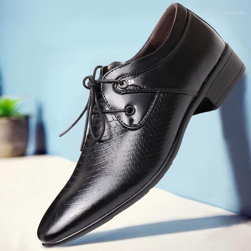 

New British Snakeskin Men Shoes Dance Party Dress Shoes Patent Leather Pointed Toe Ceremony Wedding for Men1, Black