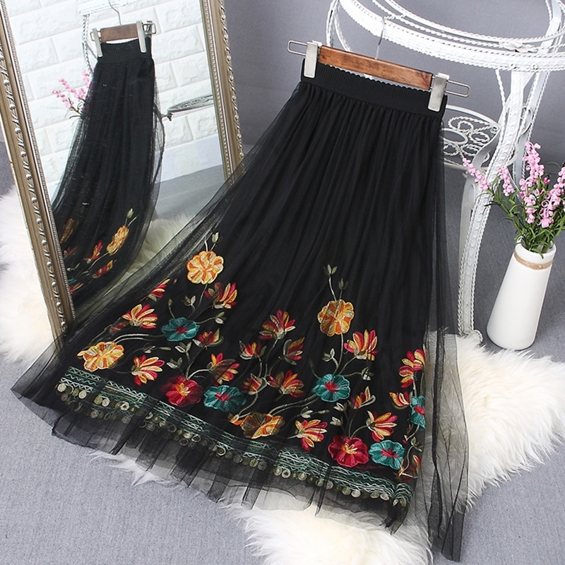 

YiLin Kay summer Elastic waist flower embroidery gauze skirt.sexy Boho Elegant Black white Floral Embroidered Skirts Y200326