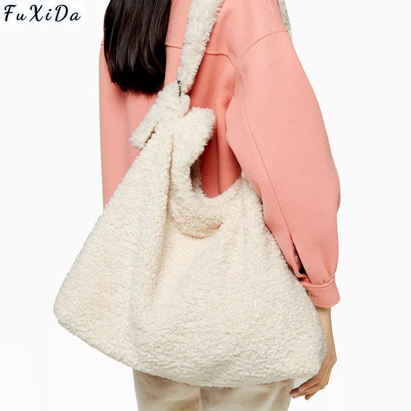 

Fashion Lamb Woollen Large Capacity Totes Designer Plush Women Handbags Luxury Faxu Fur Lady Shoulder Bags Big Soft Winter Purse, White