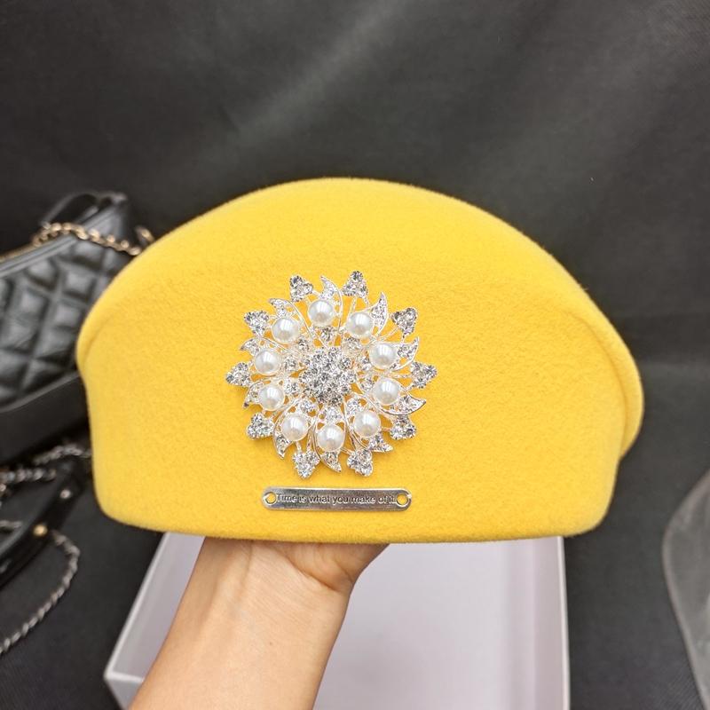 

sweet diamond flower wool felt berets for women yellow winter hat female ins French painter caps