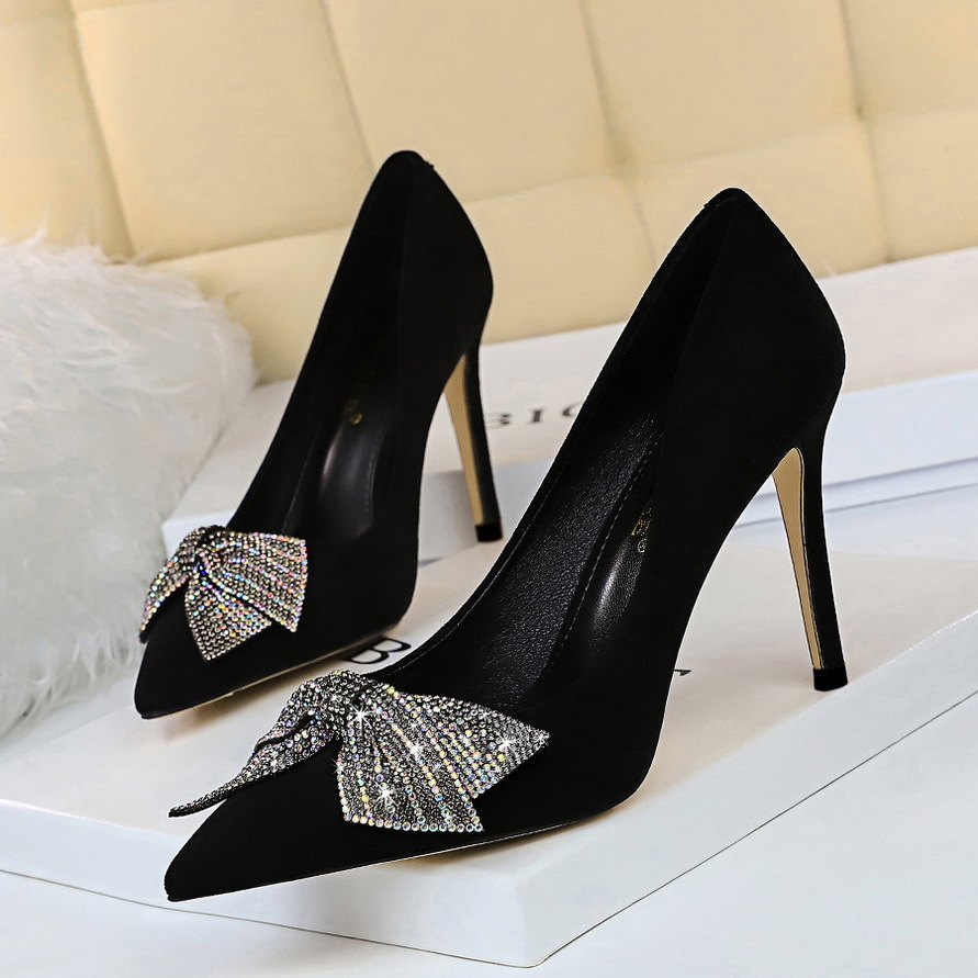 

2021 new woman 9.5cm high-heeled crystal glitter bombs lady black women's red jumps women scarpins valentine wedding shoes 8IUK