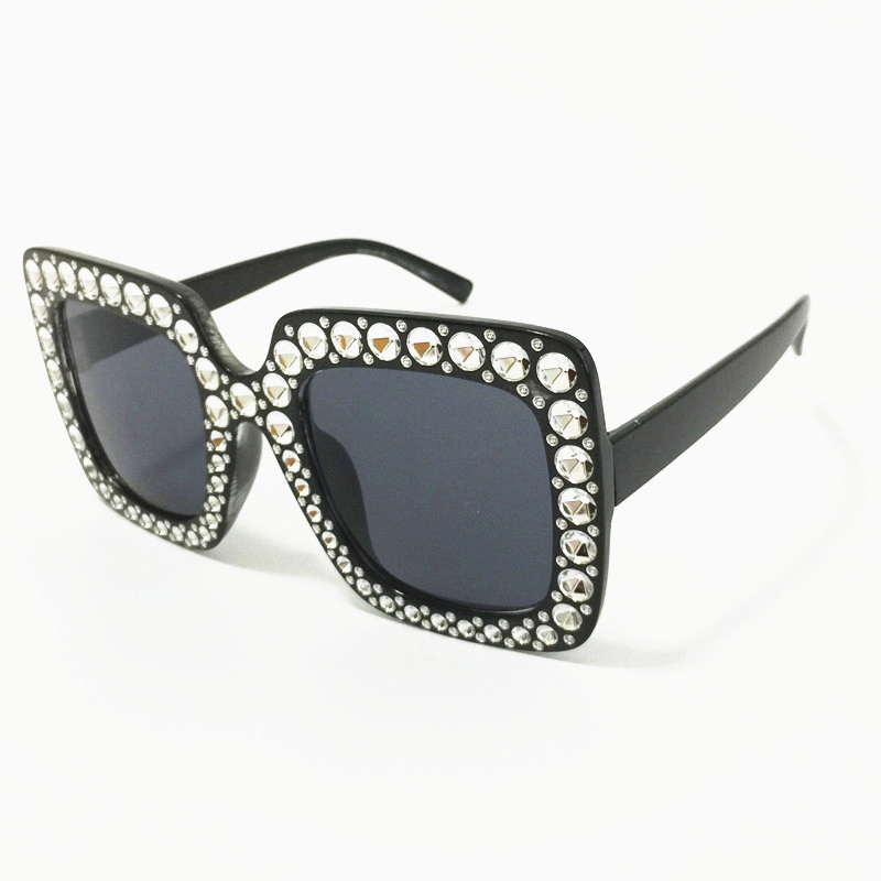 

Luxury Oversized Shades Female Sunglasses Imitation Diamond Sun Glasses Anti-UV Spectacles Vintage Eyeglasses for Goggle Eyewear