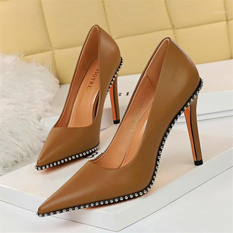 

Mixed Colors Buckle Retro Women Pumps 2020 New PU Leather Shallow Fashion High Heels Shoes Sexy Pointed Toe Women's Party Shoes1, Black