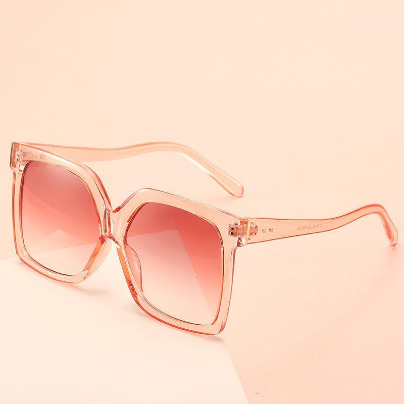 

2020 new fashion brand designer square sunglasses fashion plastic oversized ladies sunglasses retro pink gradient sun glasses1