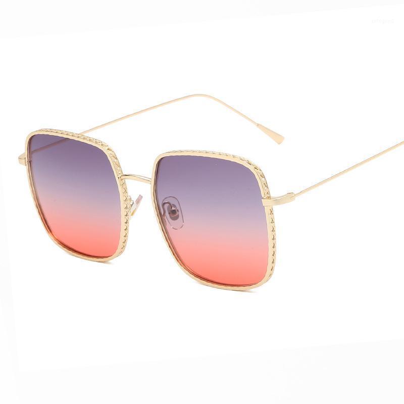 

Sunglasses 2021 Fashion Women Large Metal Frame Gradient Color Sun Glasses For Male/female Sunglass Pink Eyewear Vintage1
