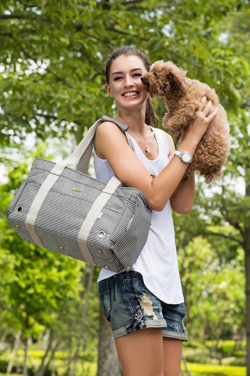 

Black Striped Polyester Fashion Pet Dogs Carrier Bag With Breathing Holes Fashion Small Puppy Dogs Bag1