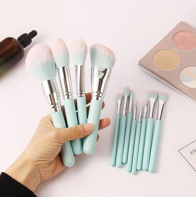 

12 Small Rainbow Makeup Brushes Set For Beginners A Full Set Of Brushes Loose Powder High Gloss Eye Shadow Makeup Brush Dream Bl