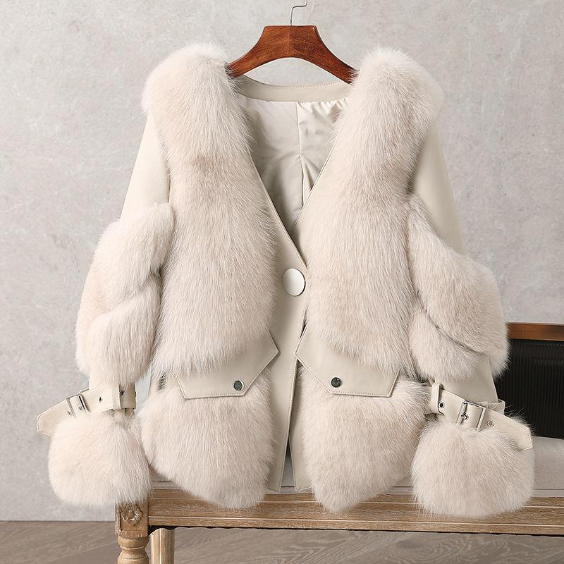 

Women 2021 Autumn Winter Fashion Short Faux Fur Overcoats Female New Slim Patchwork Outwears Ladies Warm V-neck Jackets Q580, White
