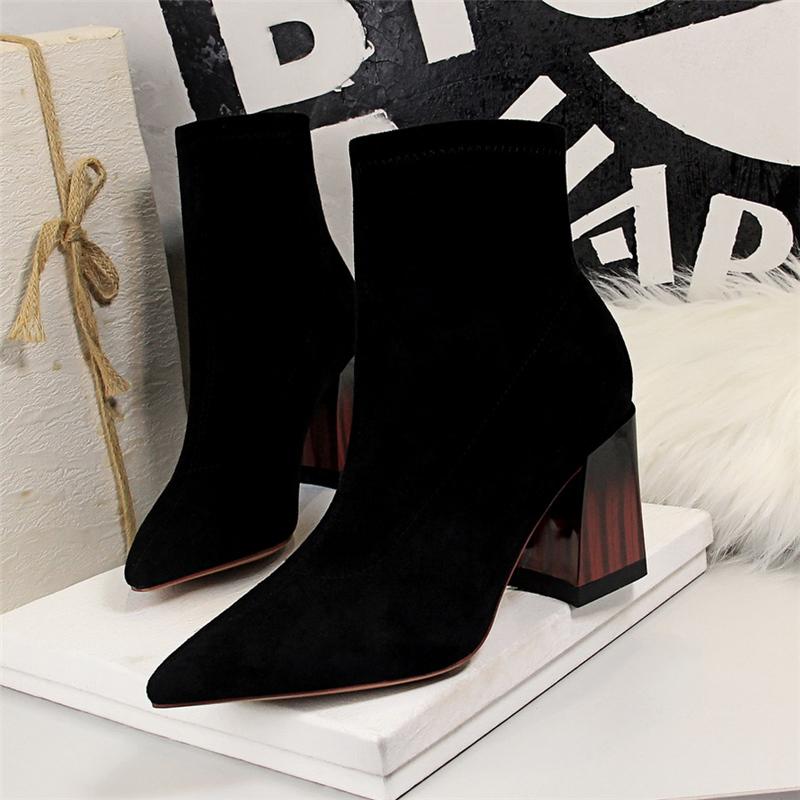 

2020 Winter Fashion Women Pointed Toe Flock Ankle Boots 8cm Medium High Heels Boots Warm Fur Silk Ladies Red Heels Shoes, Black 1
