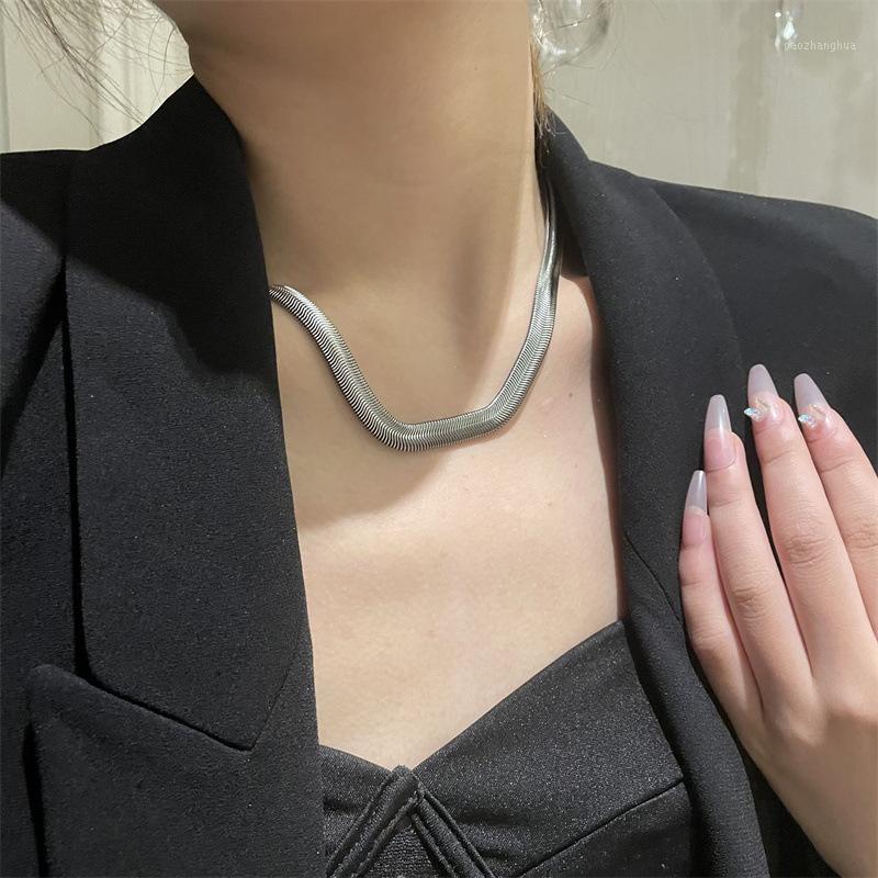 

Chains Titanium Steel Cuban Thick Chain Clavicle Widened And Soft Snake Bone Female Necklace, Silver