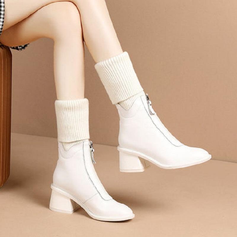 

2020 autumn and winter new personality fashionable beige socks boots