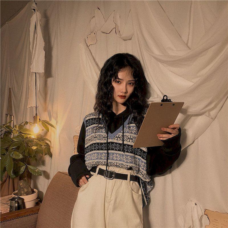 

Winter Clothes Women Retro V-neck Knitted Waistcoat Vest Student Loose Top Oversized Sweater Korean Vintage V-Neck Sleeveless, Blue