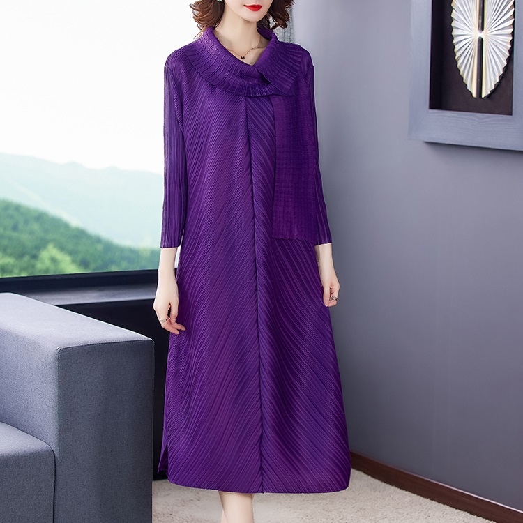 

Spliced Stand-up Collar Loose Thin Large Size Dress