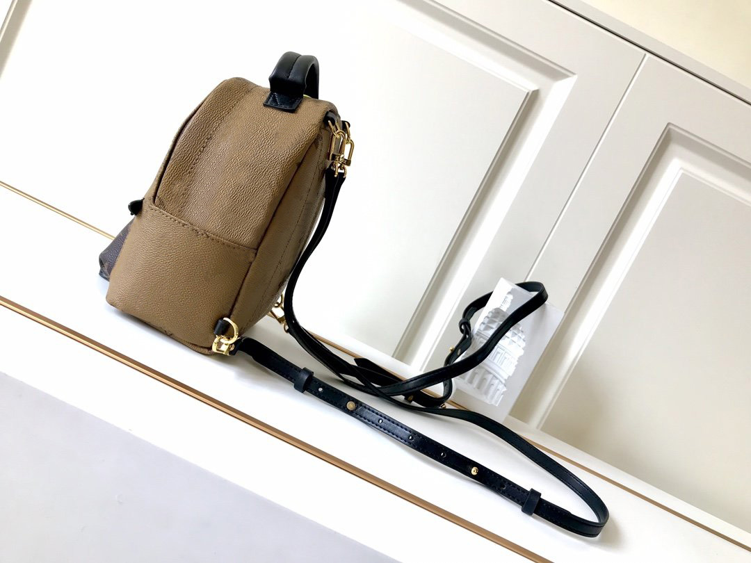 

Backpack Casual backpacks Min ABackpacks Women Handbags Leather Handbag Mini Clutch TotesBags Crossbody Bag Tote Shoulder Bags Wallets