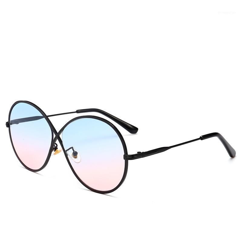 

Fashion Clear Lens Metal Frame Brand Design Sunglasses Retro Woman Gradient Sun Glasses UV400 Free Shipping1
