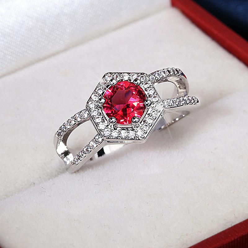 

Simple Fashion Red Oval Female Jewelry Zircon Engagement Ring Ladies Jewelry Sterling Silver 925 Wedding Rings for Couples