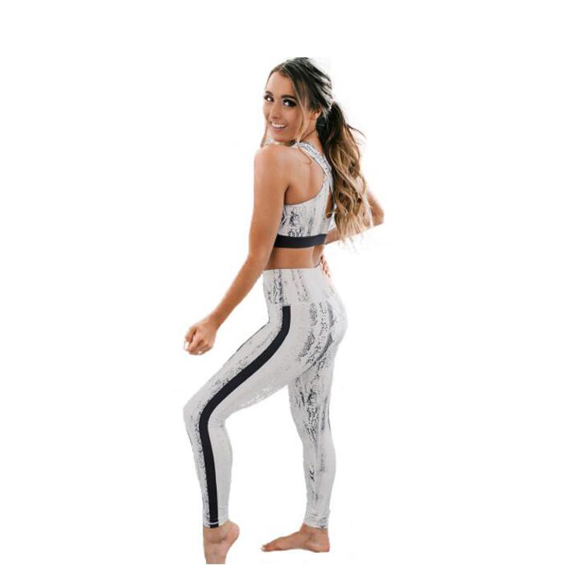 

2021 Womens Hot Style New Black And White Snake Print Sports Sexy Tops Bra Fitness Slim Fit Pants Yoga Suit Set, Serpentine