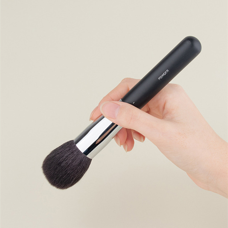 

Les Pinceaux De Powder Makeup Brush No.1 - Natural Hair Flawless Bronzer Blusher Finish Setting Beauty Cosmetics Brush Tool