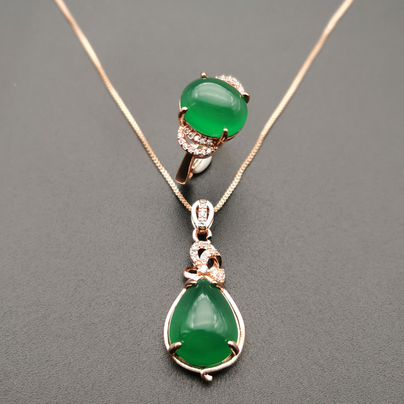 100/% naturel 14 mm une lumière vert émeraude jade ronde Gem Bracelet AAAA