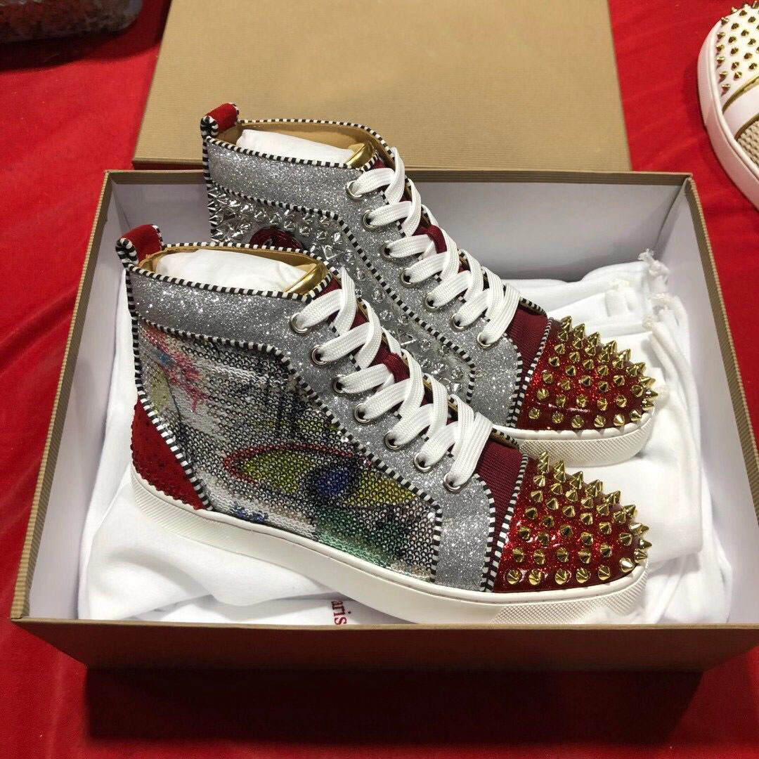 

Classic Brands Men Women Spikes Sneakers High Top Red Bottom Shoes Luxury Skateboard Party Wedding Cheap Casual Walking Shoes