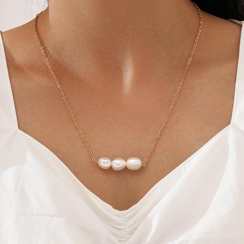 

1Pcs Women Necklaces Gold Simple Geometric Pearl Pendant Clavicle Chain Necklace Charm Wedding Party Female Jewelry Gifts