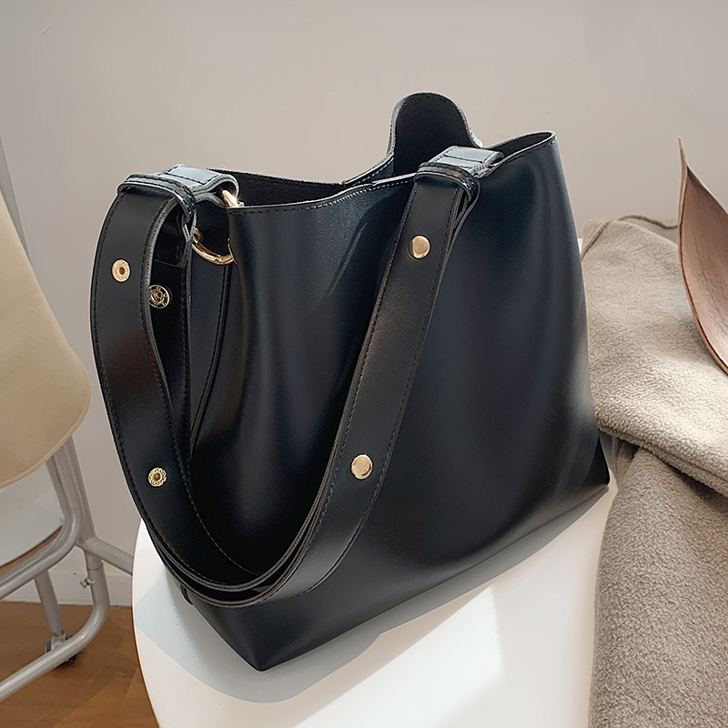 

Fashion Large Capacity Bucket Women's Shoulder Bag Casual Pu Leather Crossbody for 2021 Big Black Women Bags NEW Q1204, White