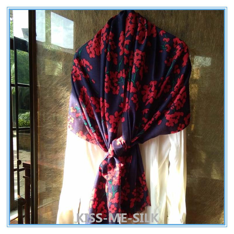 

KISS-ME-SILK NEW Thin wool shawl wild scarf floral single long scarf 70*200CM/110G