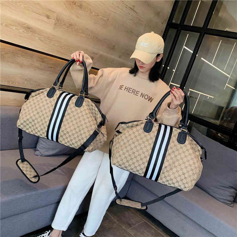 

Short distance travel bag leisure boarding men's and women's one shoulder portable messenger large capacity waiting for delivery Handbags, Large size