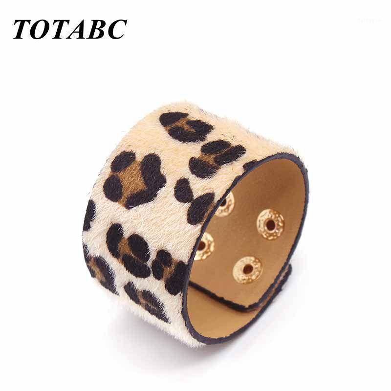 

Leopard Big Round Circle Leather Bracelets Women Fashion Bangle Female Femme Design Geometric Big Statement Jewelry Gifts1