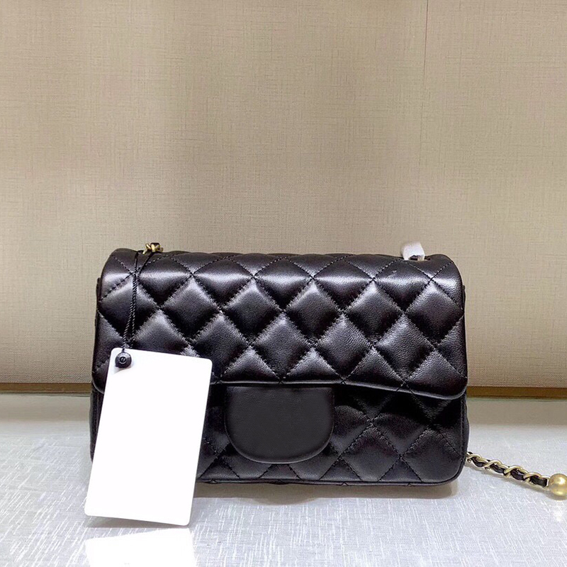 

Spring/summer 2021 Sheepskin metal fans for you Square grease gold bead adjustable shoulder bag 178617 None Genuine Leather Versatile bags