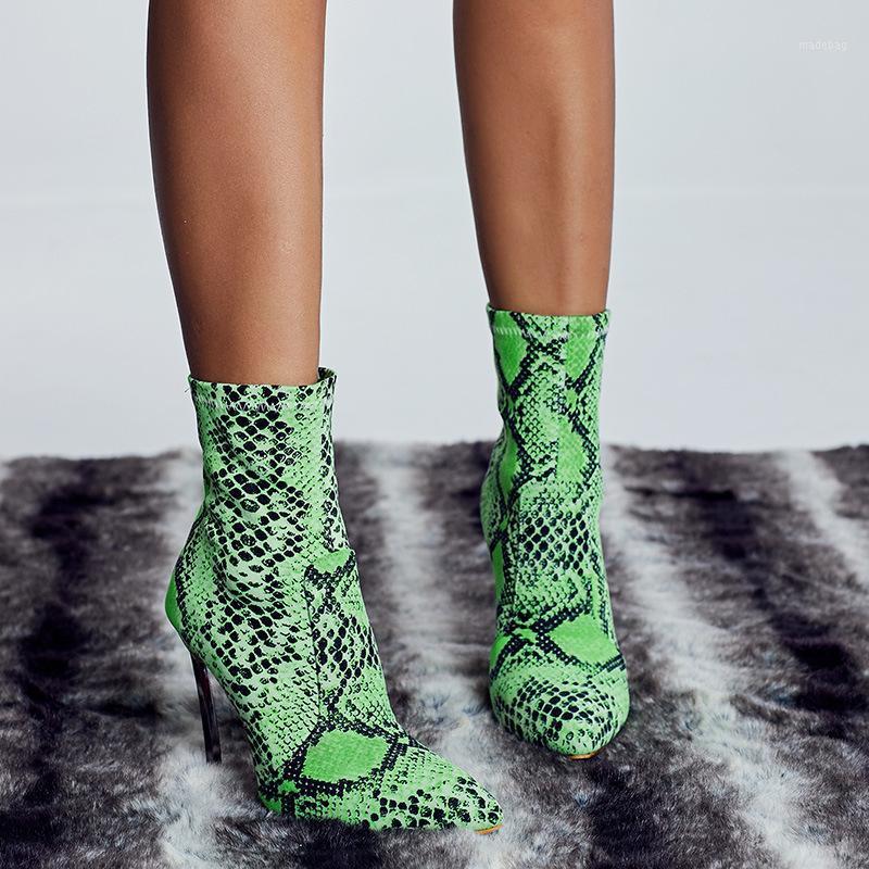 

2020 Fashion Green Snake Print Boots Women Sock Boots Woman Ankle Stretch Fabric Short Pointed Toe High Heels Shoes1, Fluorescent green