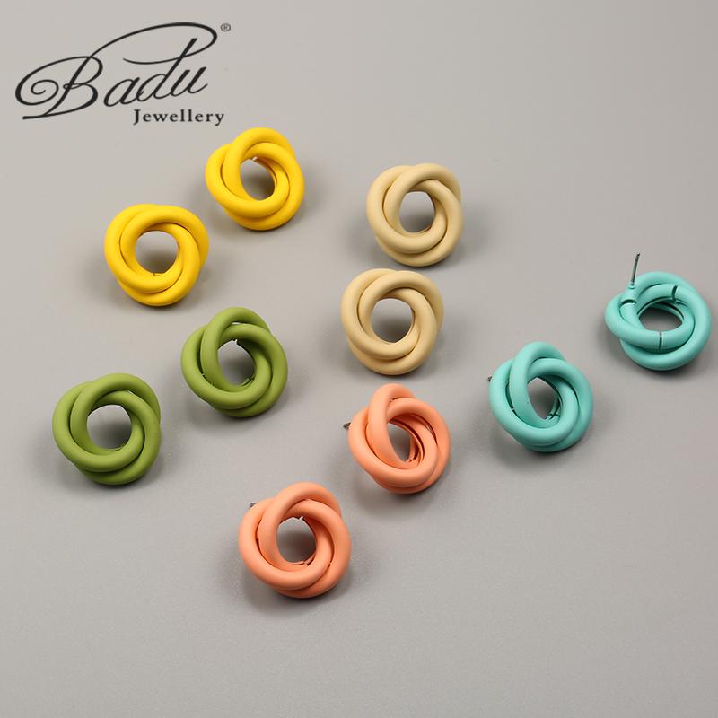 

Badu Geometric Metal Small Earrings Spiral Closed Earrings Environmentally Friendly Spray Paint Jewelry 5 Color Accessories