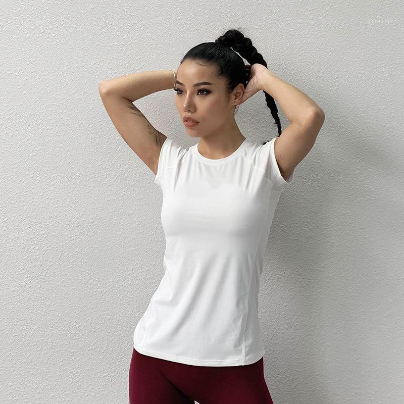 

Classic Fitness Top Women' Tight Yoga Short-Sleeved Running Athletic T-shirt Quick Drying Clothes Slimming One Generation Hair1, Black