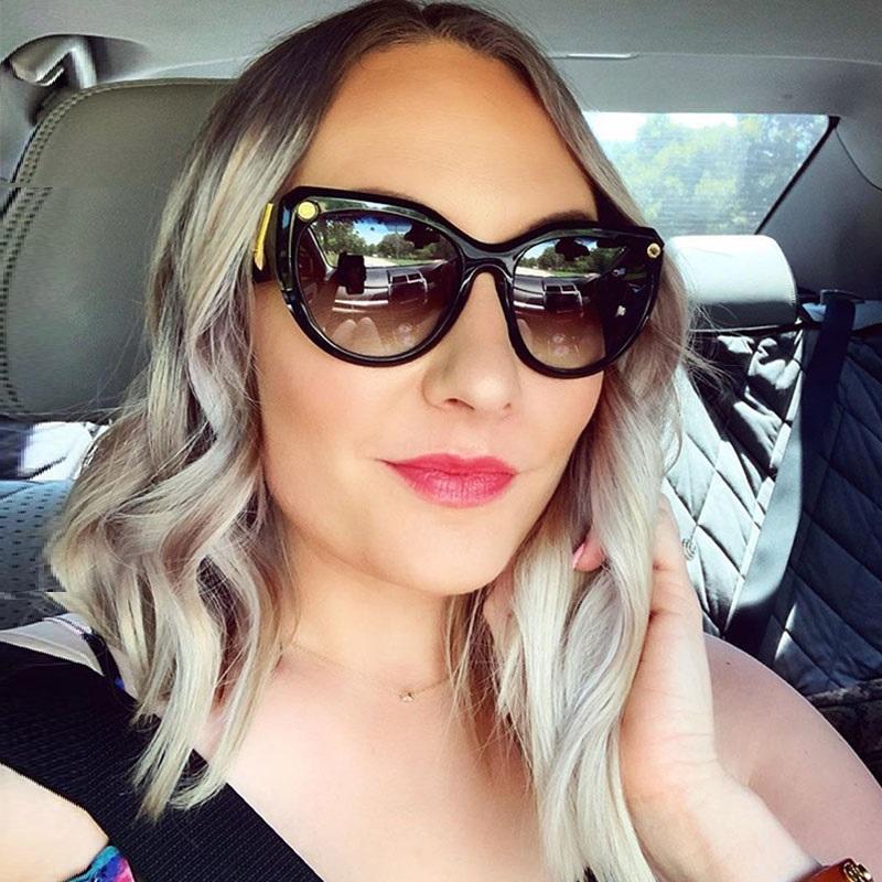 

Sunglasses Classic Big Cat Eye Woman Fashion Rivet Black Shades Vintage Oversized Sun Glasses For Female Oculos UV400