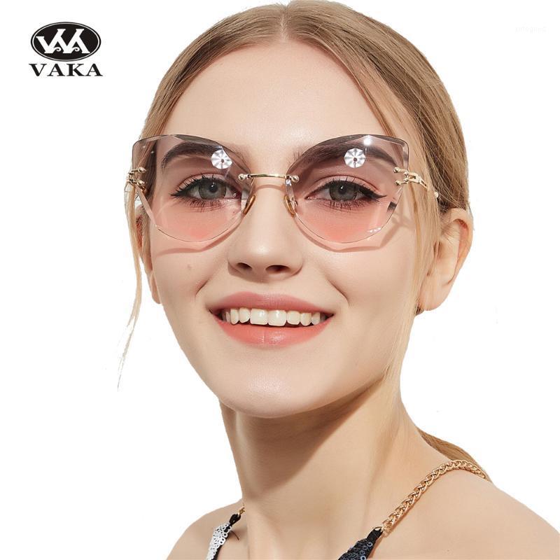 

Sunglasses 2021 Selling Fashion Cat Eyes Frame Elegant Brand Women Vintage Sunglass Female Gradient Lens Feminino UV4001