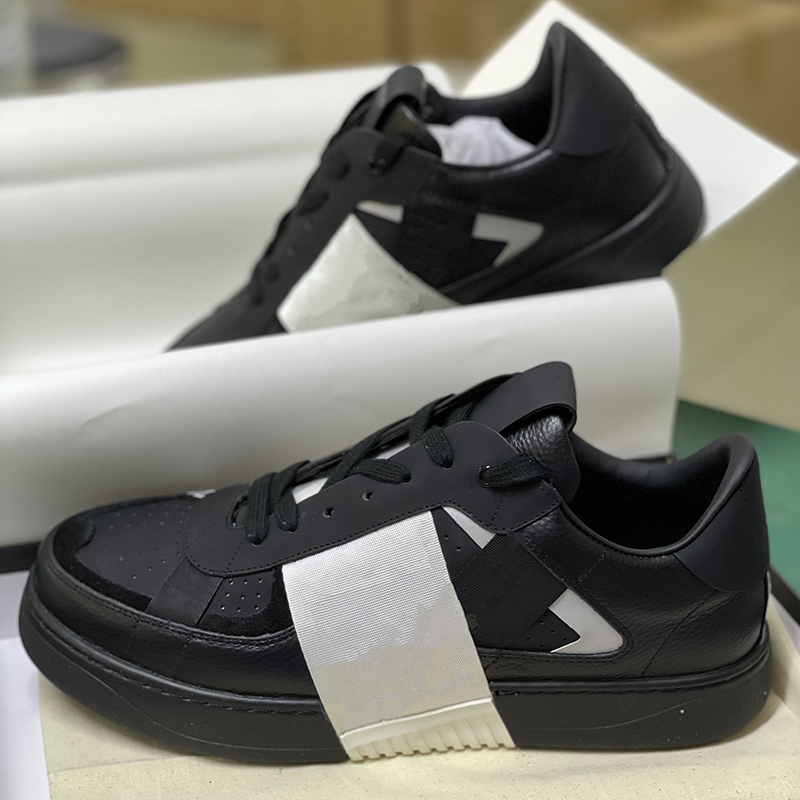 

New VL7N Embossed Platform Trainers Men Women Triple S Shoes Black White Suede Leather Reflective Sneaker Lace-up Dress Shoes with Box, Color 3