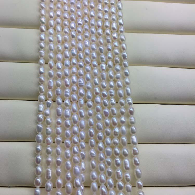 

Freshwater Pearl necklace Rice shape with Size 3.5-4mm loose pearl strands