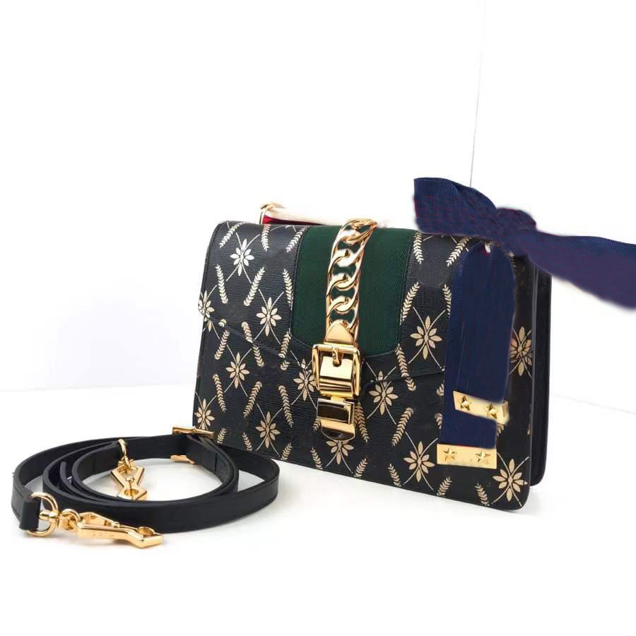

designer bags classic Luxury Sylvie Ivory Navy Blue Red Leather Shoulder Bags Hight quality striped webbing