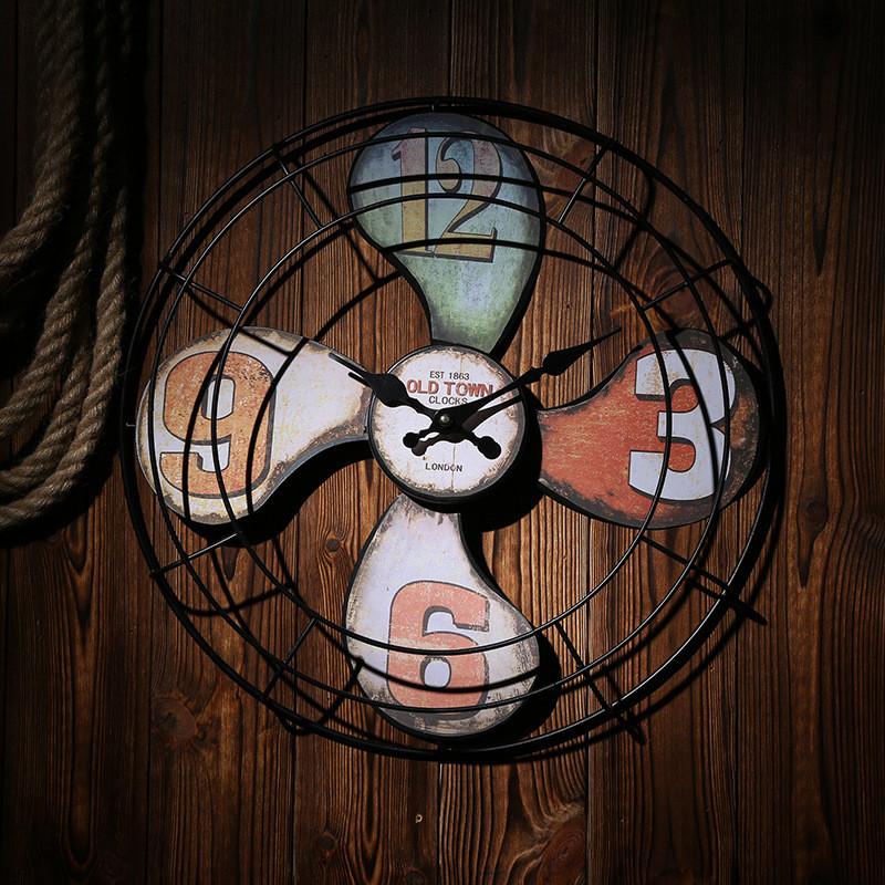 

Home Decor Large Wall Clock Retro Design Imitation Wooden Hanging Vintage Silent Wall Clock Decor Watch Iron