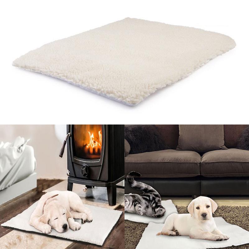 

Dog Self Heating Pad Pets Comfortable Mat Warmer Sheepskin Puppy Dog Pad Pet-Washable Blanket For Cats Dogs