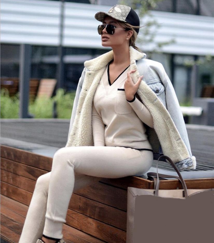 

30% 45% mesh warm suits v-neck wool sweater + mink cashmere leisure pants sets of two f381 pieces, Blake