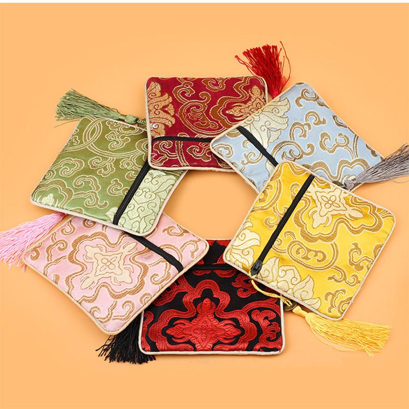 

100pcs Tassel Small Zipper Silk Brocade Gift Bag Christmas Coin Purse Wholesale Jewelry Pouches Wedding Birthday Party Favor