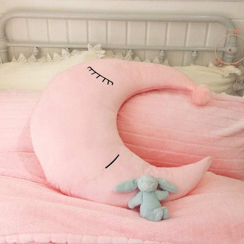 

Nursing Pillow Wedge Pillow Half Moon Shape Pillow,Soft Plush Cresent Moon Cushion for Kids Room Home Bedroom 70 * 70cm