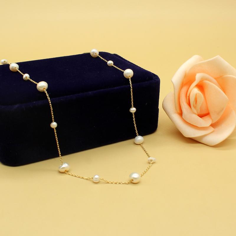 

Pendant Necklaces Trendy Simple Elegant Mini Imitation Pearl Necklace Sweater Chain Suitable For Girls Women Creative Fashion Wedding Jewelr