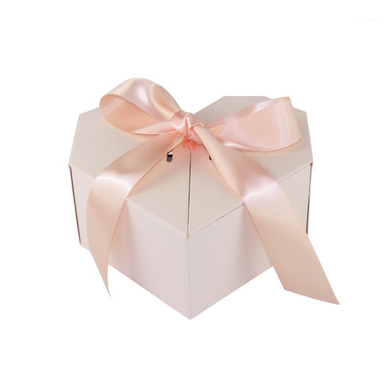 

Empty Paperboard Cardboard Eco-friendly Heart Shaped Gift Box For Rose Flower1