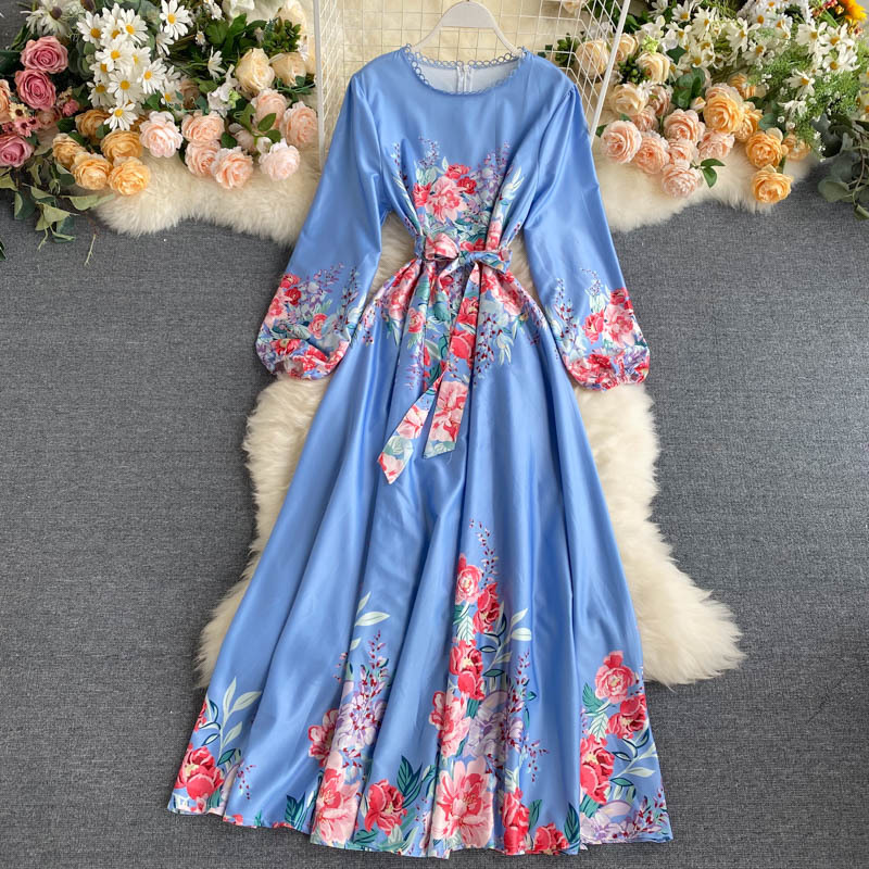 

2021 New Women's Palace Dressed in Arab Style Retro Printing Long Sleeves Up Celebrity Band Silk As Around Elegant Neck Dress 530W, White rose.