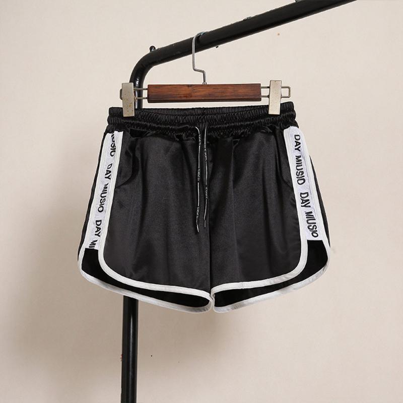 

New 2020 Women Shorts Summer DAY MIUSIO Letters Print Slim Beach Casual Contrast Binding Side Egde Shorts Patchwork Ladies, Gray