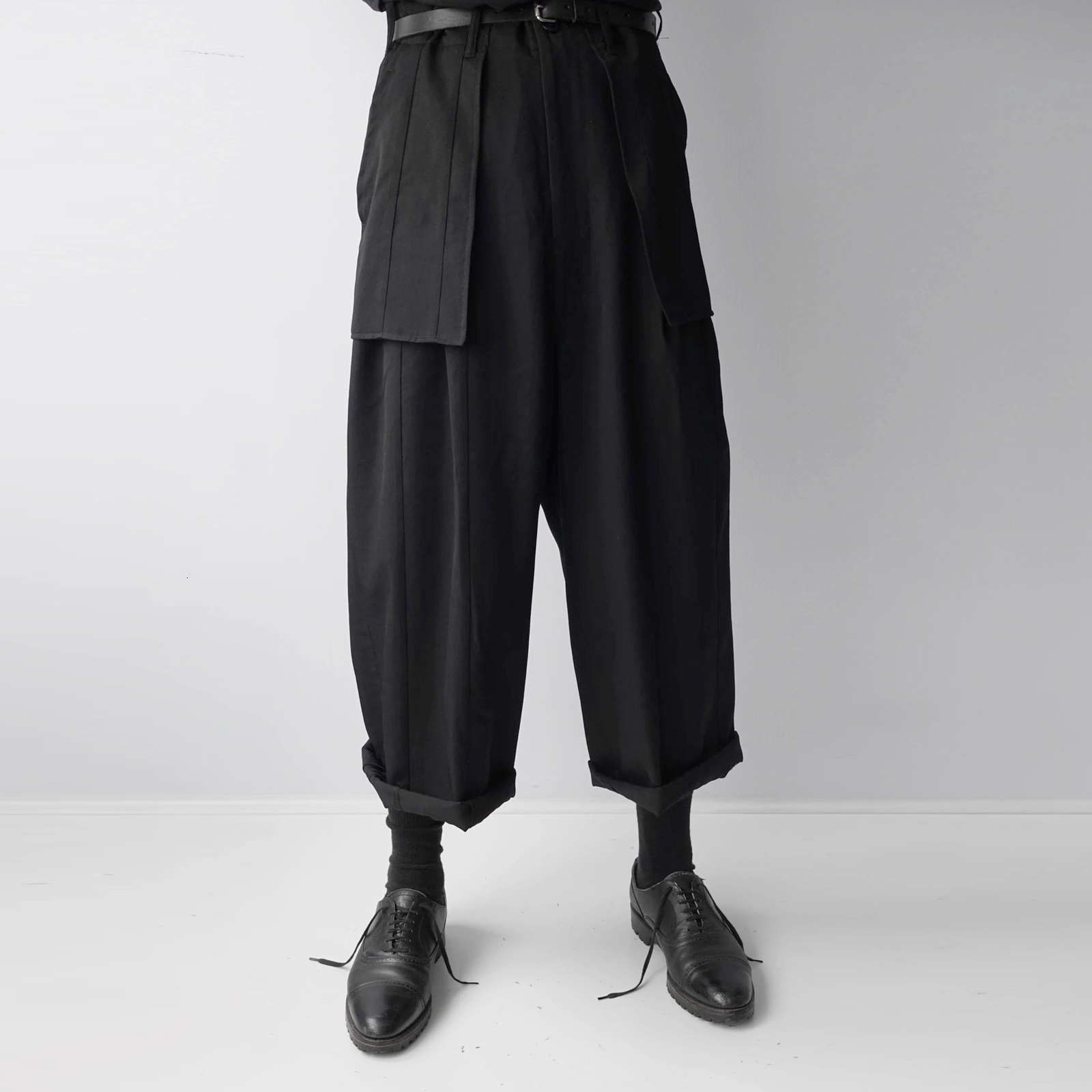 

2021 New S-7xl!! Long-legged Pants Casual Male Shorts Are Super Loose Black with Big Pockets VD6L